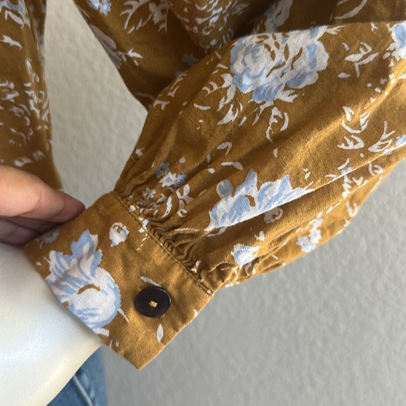 Free People linen blend crop back tie Top - Picture 6 of 9